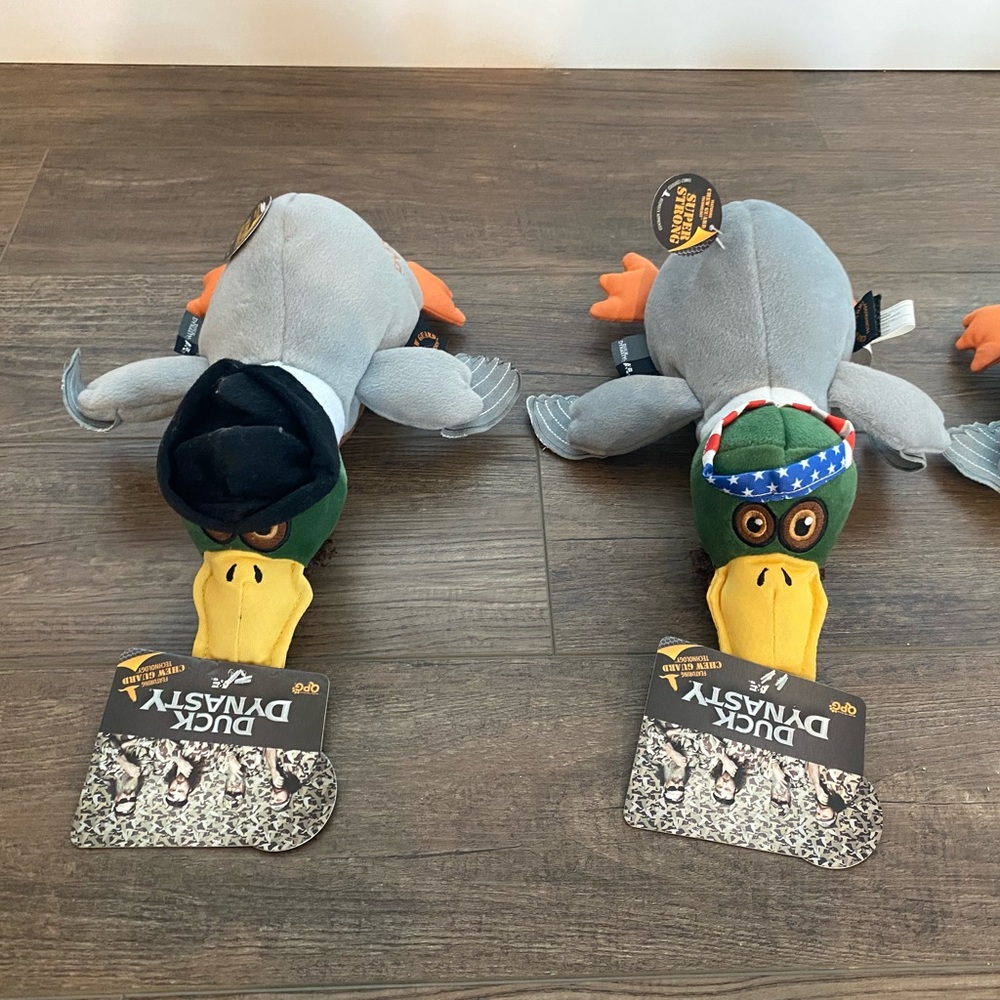 Duck Dynasty dog toys, set of 4